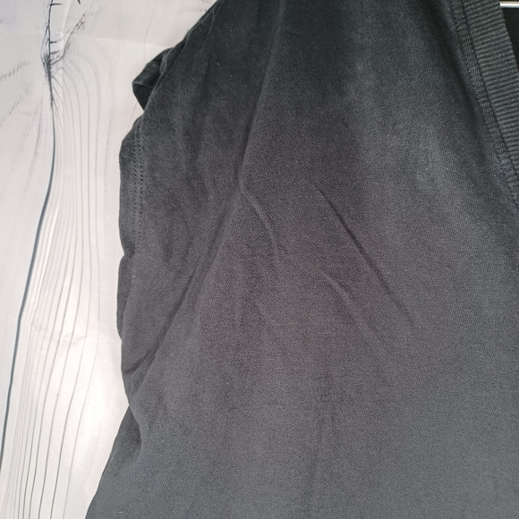 Zara Black V-Neck cropped top - Picture 5 of 12